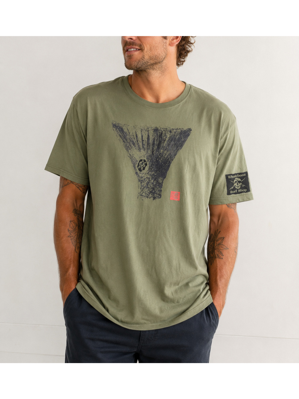 Whalebone Surf Shop T Shirt Mens XXL Olive Green Pirate Skull Surf Beach Graphic